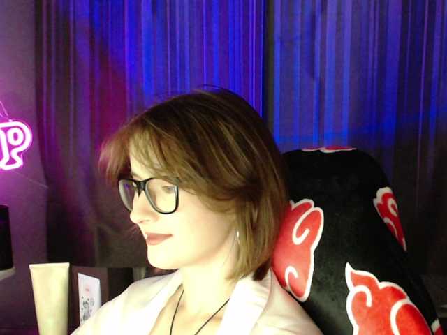 Cherry-Luna live cam on BongaCams