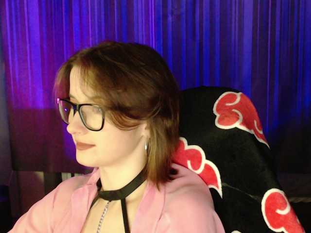 Cherry-Luna live cam preview
