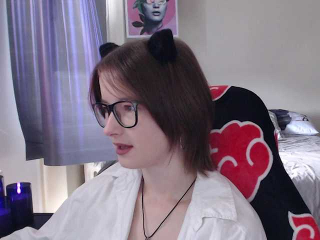 Cherry-Luna live cam on BongaCams