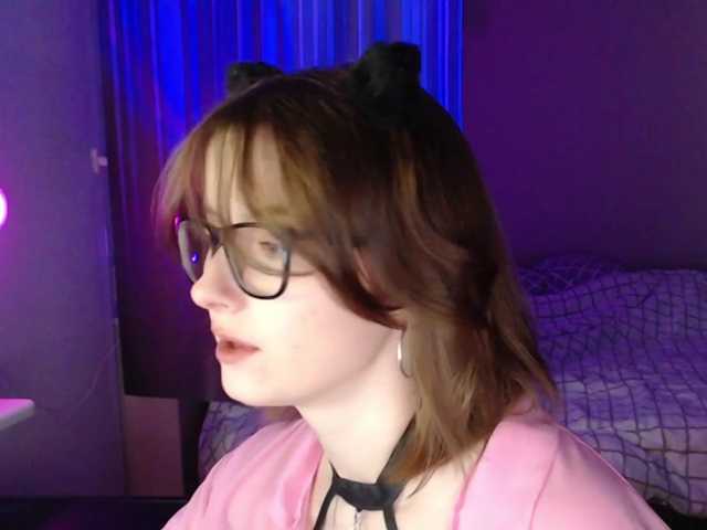 Cherry-Luna live cam on BongaCams