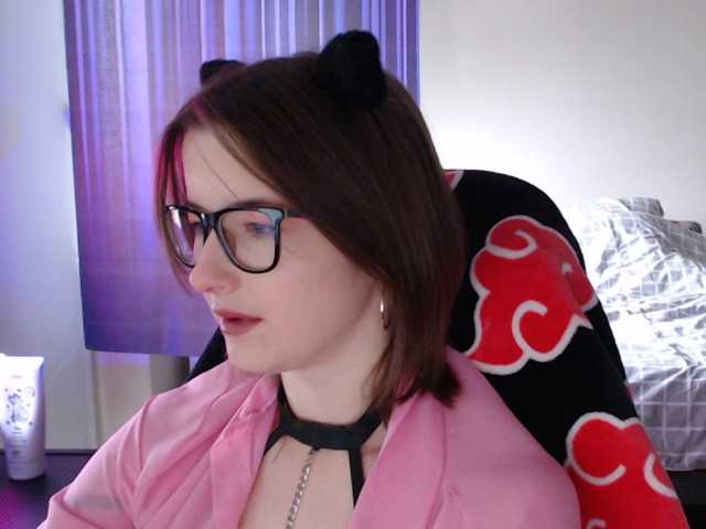 Cherry-Luna live cam preview