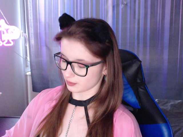 Cherry-Luna live cam on BongaCams