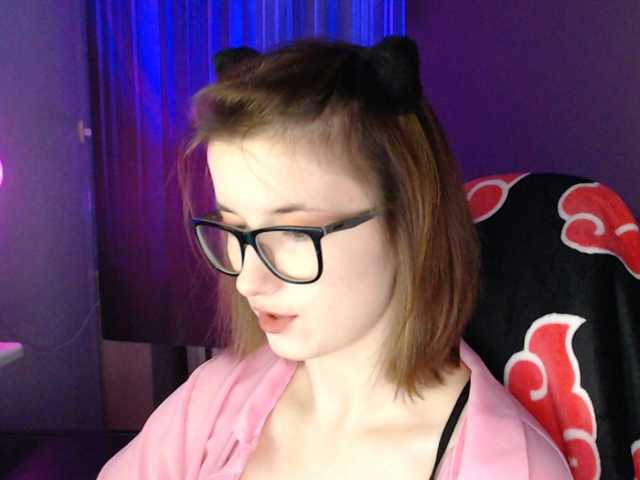 Cherry-Luna live cam on BongaCams