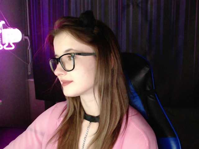 Cherry-Luna live cam on BongaCams