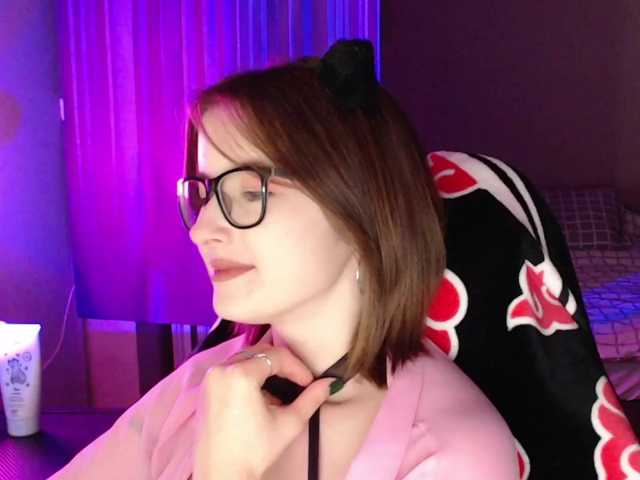 Cherry-Luna, en vivo ahora en BongaCams