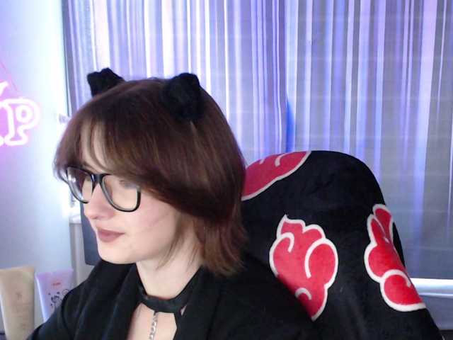 Cherry-Luna live cam on BongaCams