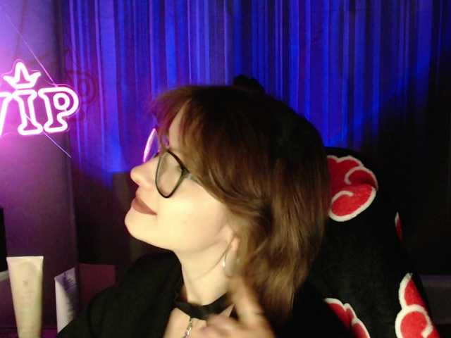 Cherry-Luna live cam on BongaCams
