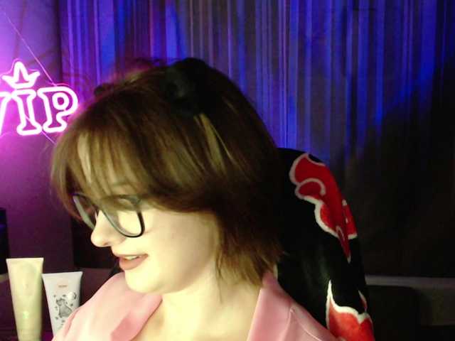Cherry-Luna live cam on BongaCams