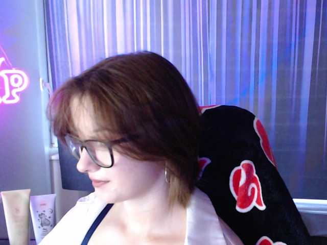 Cherry-Luna live cam on BongaCams