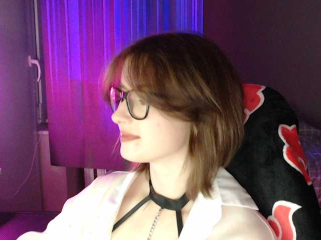 Cherry-Luna live cam on BongaCams