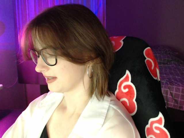 Cherry-Luna live cam on BongaCams