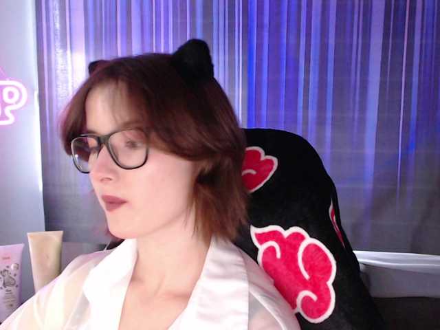 Cherry-Luna live webcam show