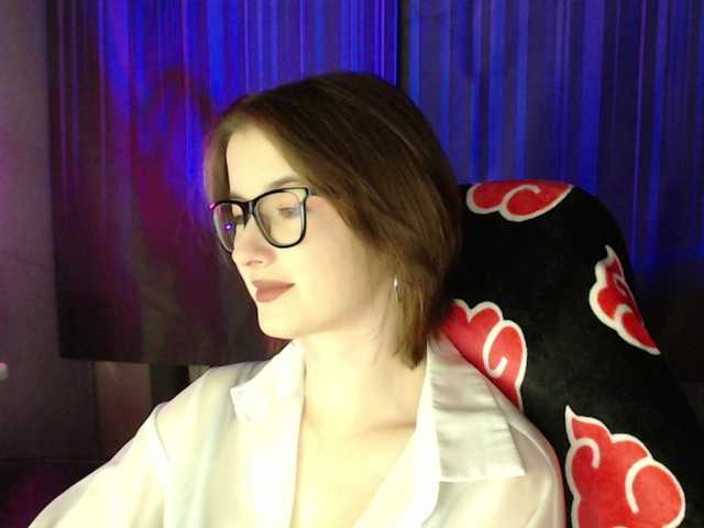 Cherry-Luna live cam on BongaCams