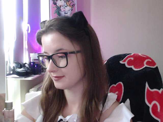 Cherry-Luna live cam on BongaCams