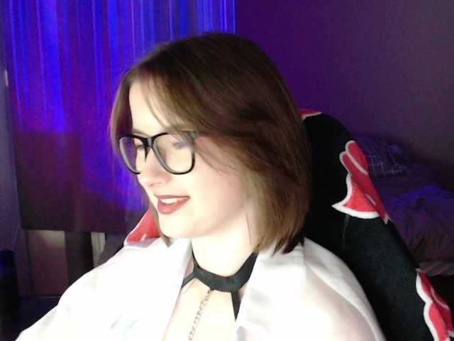 Cherry-Luna live cam preview