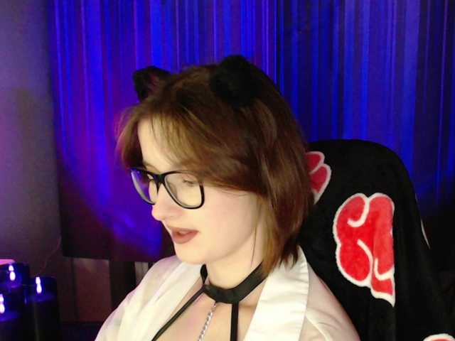 Cherry-Luna live cam on BongaCams