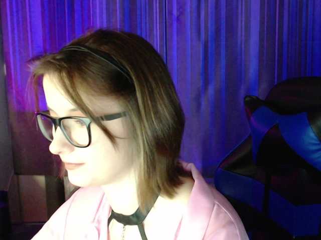 Cherry-Luna live cam preview