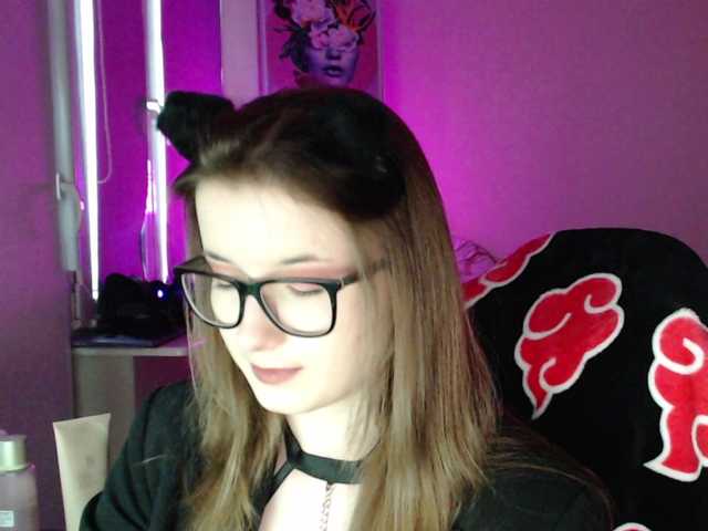 Cherry-Luna live cam on BongaCams