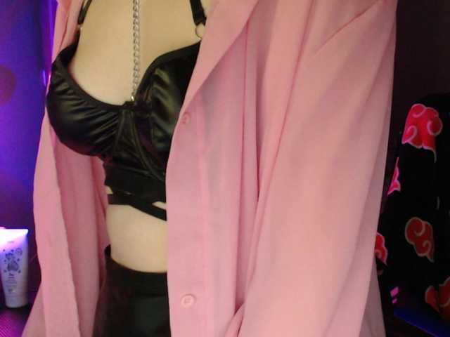 Cherry-Luna live cam preview