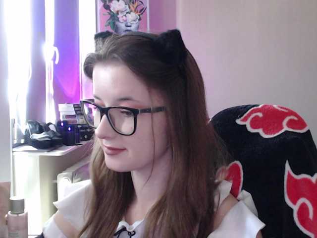 Cherry-Luna live cam on BongaCams