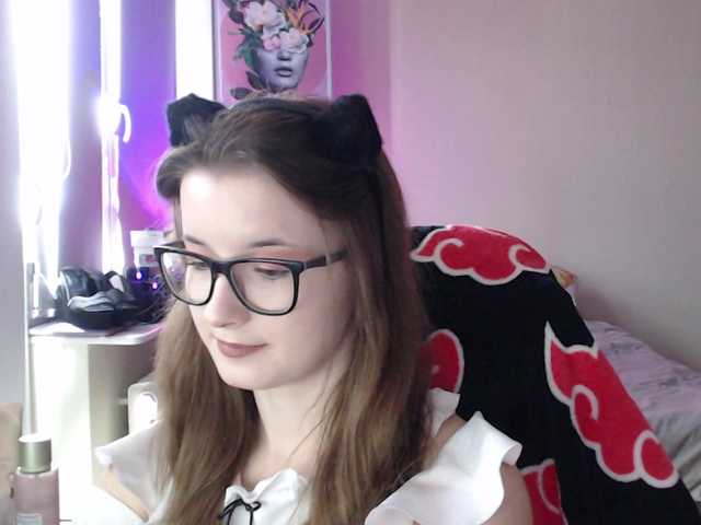 Cherry-Luna live cam on BongaCams