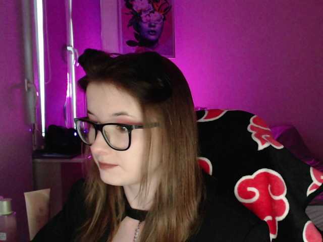 Cherry-Luna live cam on BongaCams