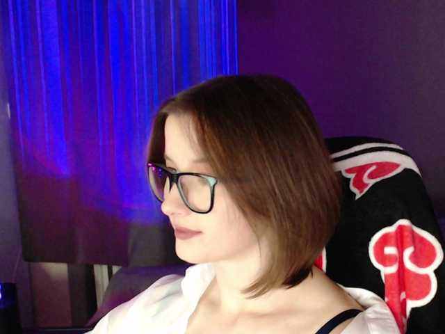 Cherry-Luna live cam on BongaCams