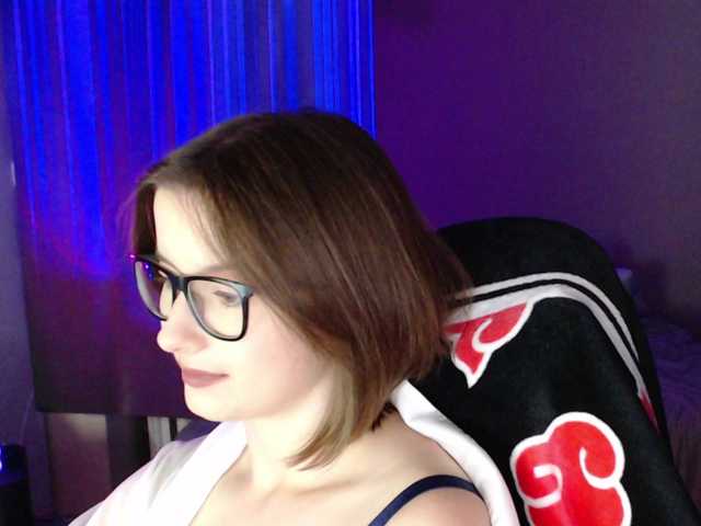 Cherry-Luna live cam on BongaCams
