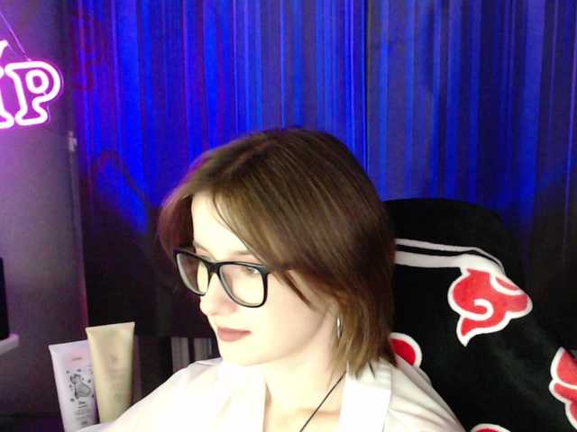 Cherry-Luna live cam on BongaCams