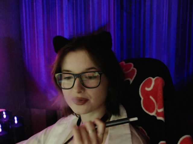 Cherry-Luna live cam on BongaCams