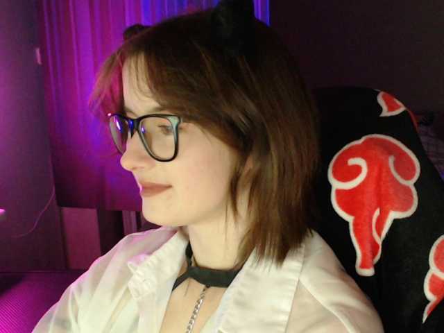 Cherry-Luna live cam on BongaCams