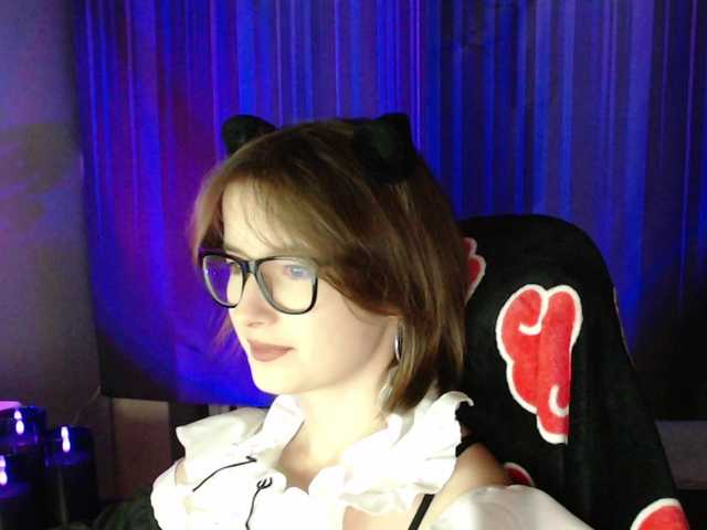 Cherry-Luna live cam on BongaCams