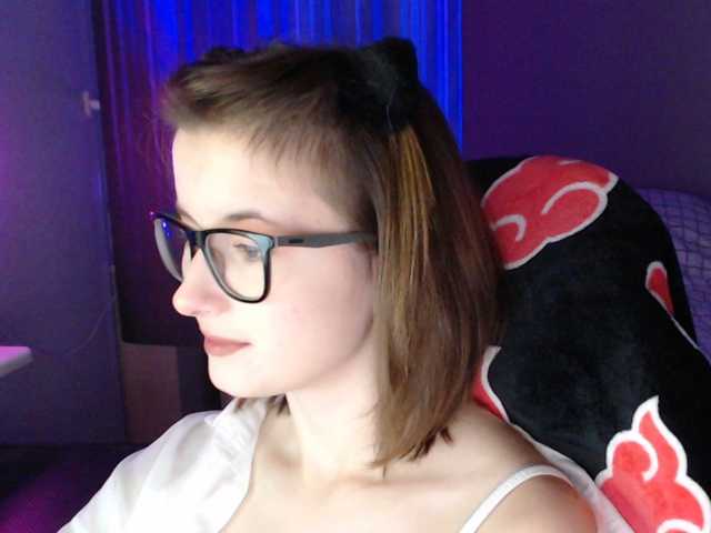 Cherry-Luna live cam on BongaCams