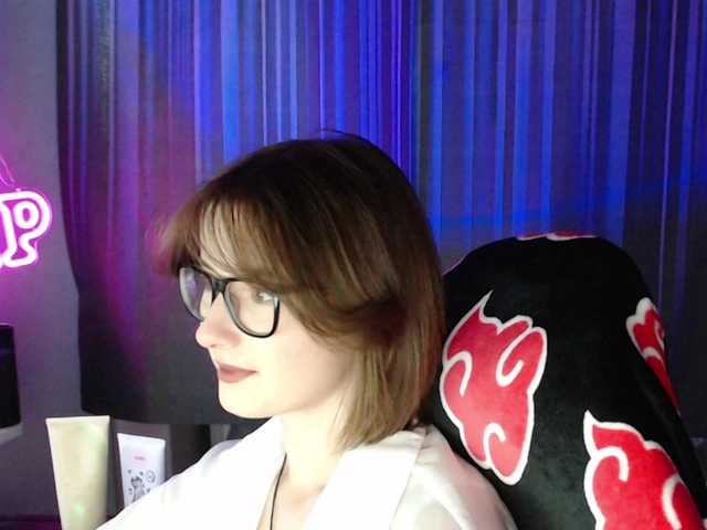 Cherry-Luna live cam on BongaCams