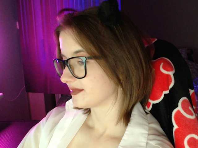 Cherry-Luna live cam on BongaCams