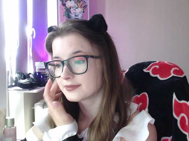 Cherry-Luna live cam on BongaCams