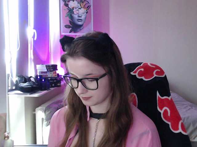 Cherry-Luna live cam on BongaCams