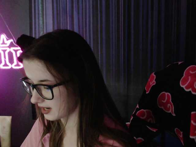 Cherry-Luna live cam on BongaCams