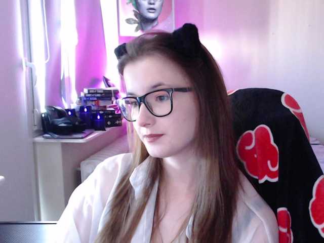 Cherry-Luna live cam on BongaCams