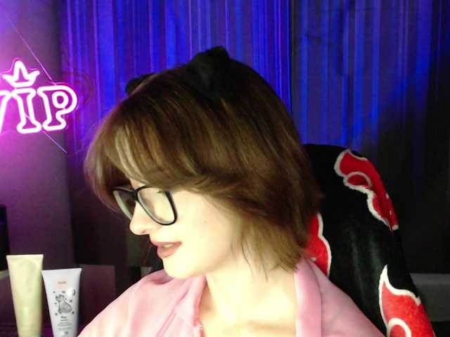 Cherry-Luna live cam on BongaCams