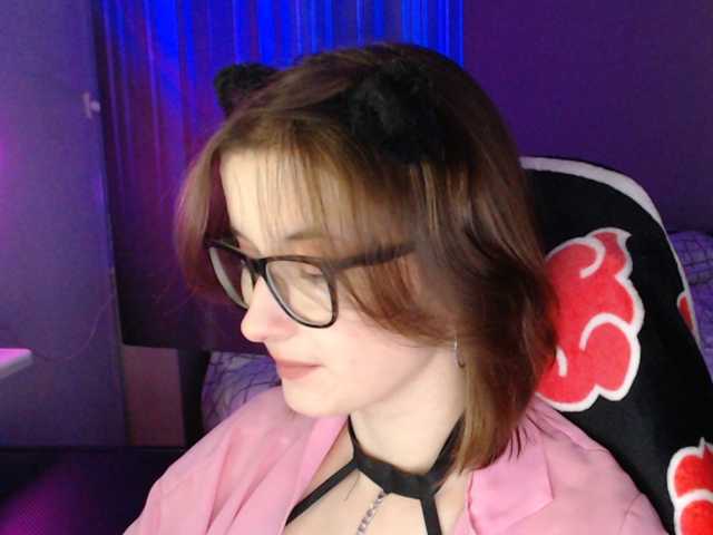 Cherry-Luna live cam on BongaCams