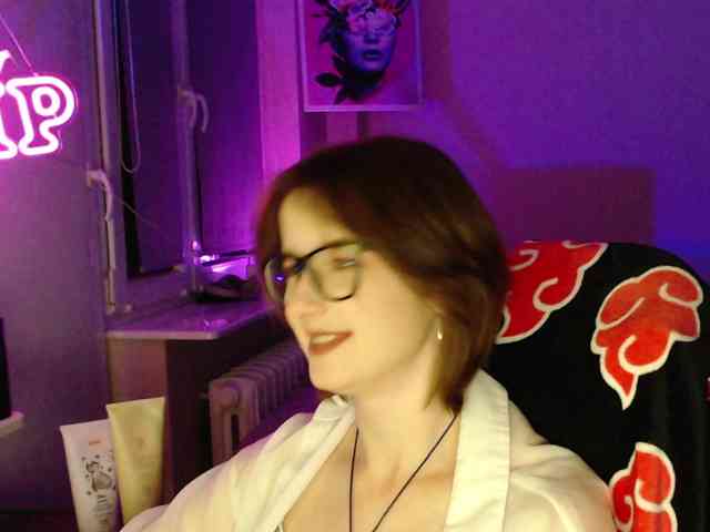 Cherry-Luna webcam