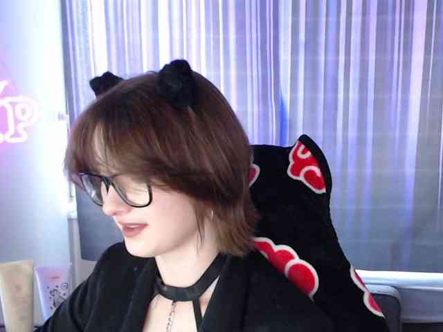 Cherry-Luna webcam