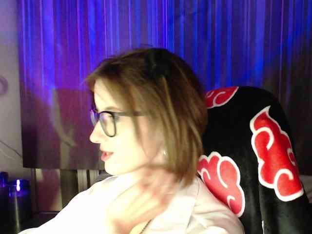 Cherry-Luna webcam