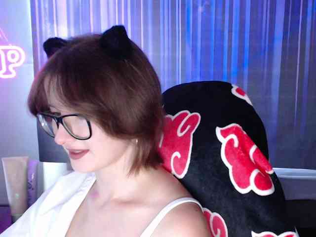 Cherry-Luna webcam