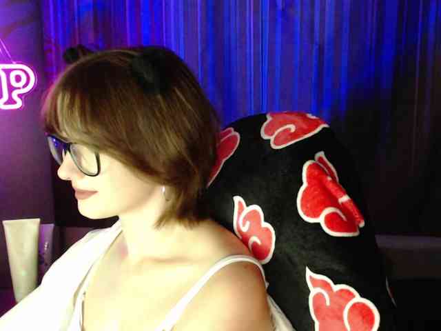 Cherry-Luna webcam