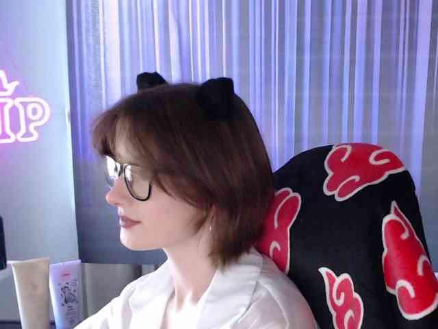 Cherry-Luna webcam