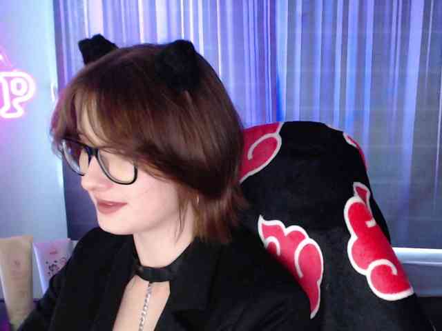 Cherry-Luna webcam