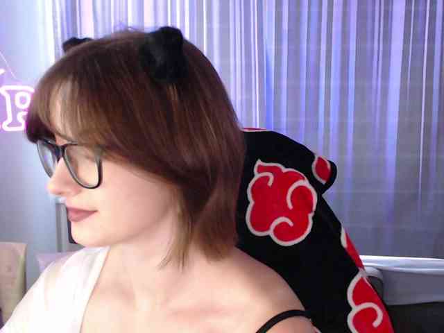 Cherry-Luna webcam