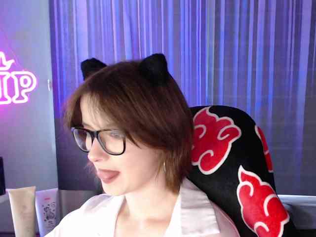 Cherry-Luna webcam